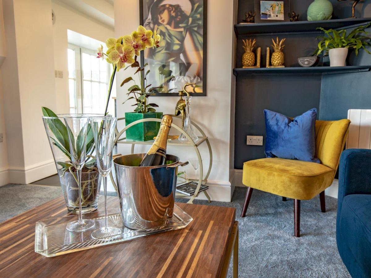 Pass The Keys Art Deco Inspired Apartment With Roof Top Views Shrewsbury Ngoại thất bức ảnh